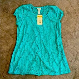 Three Seasons Maternity shirt